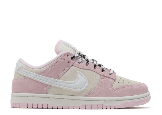 Wmns Dunk Low LX Pink Foam