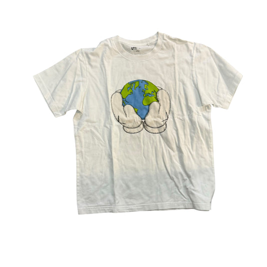 Uniqlo X Kaws Tee (L)